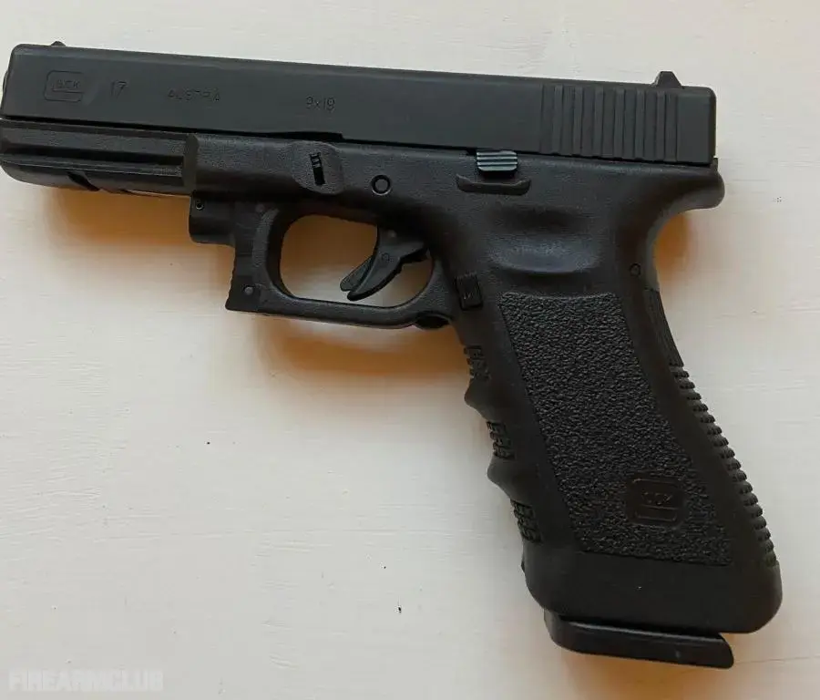 Glock 17 with laser 9mm Luger