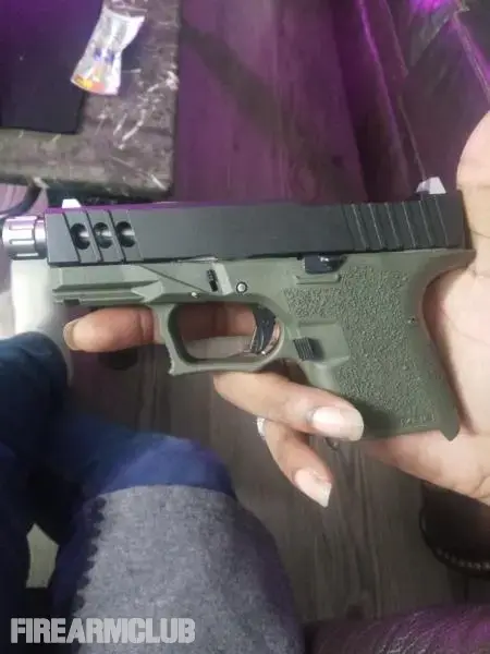 Glock 27. 40 cal